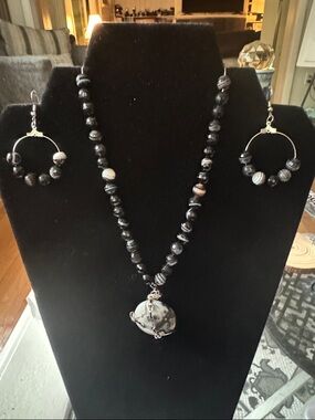 Handmade Black Ash Maligano and Sardonyx Beaded Necklace and Hoop Earring Set